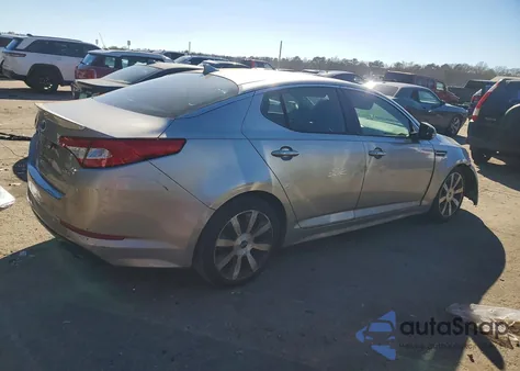2012 Kia Optima Sx z USA, uszkodzony, nr VIN 5XXGR4A68CG045446